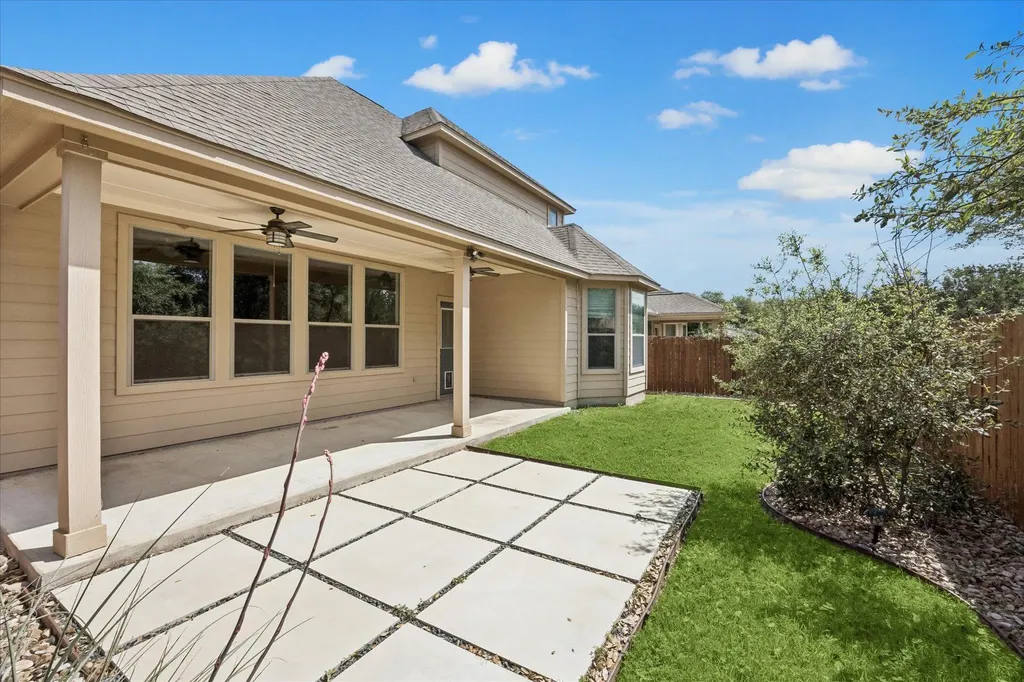 2220 Lookout Range Drive Leander TX 78641