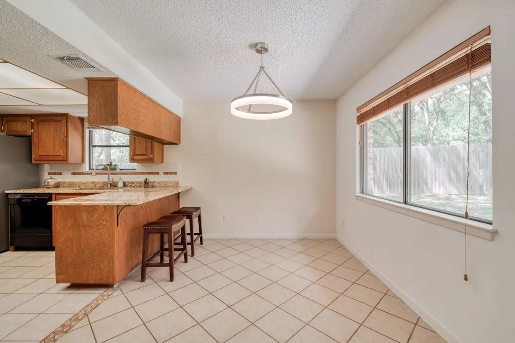 12015 Carmel Park Lane Austin TX 78727