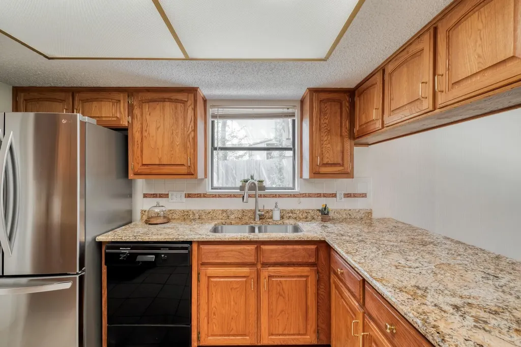 12015 Carmel Park Lane Austin TX 78727
