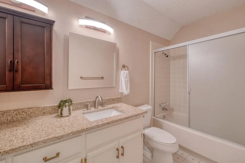 12015 Carmel Park Lane Austin TX 78727
