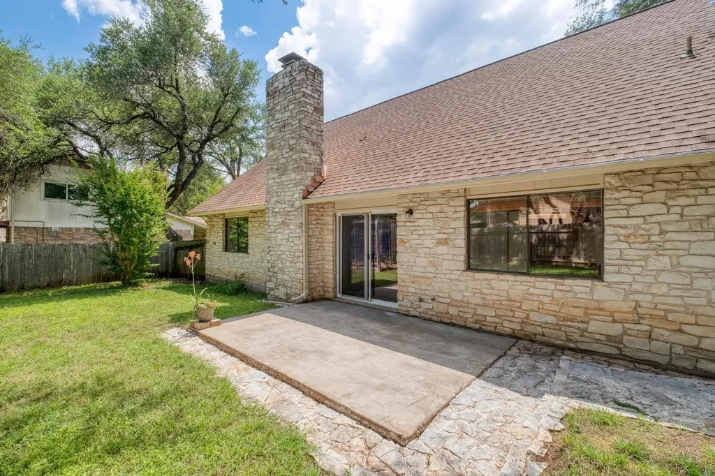 12015 Carmel Park Lane Austin TX 78727