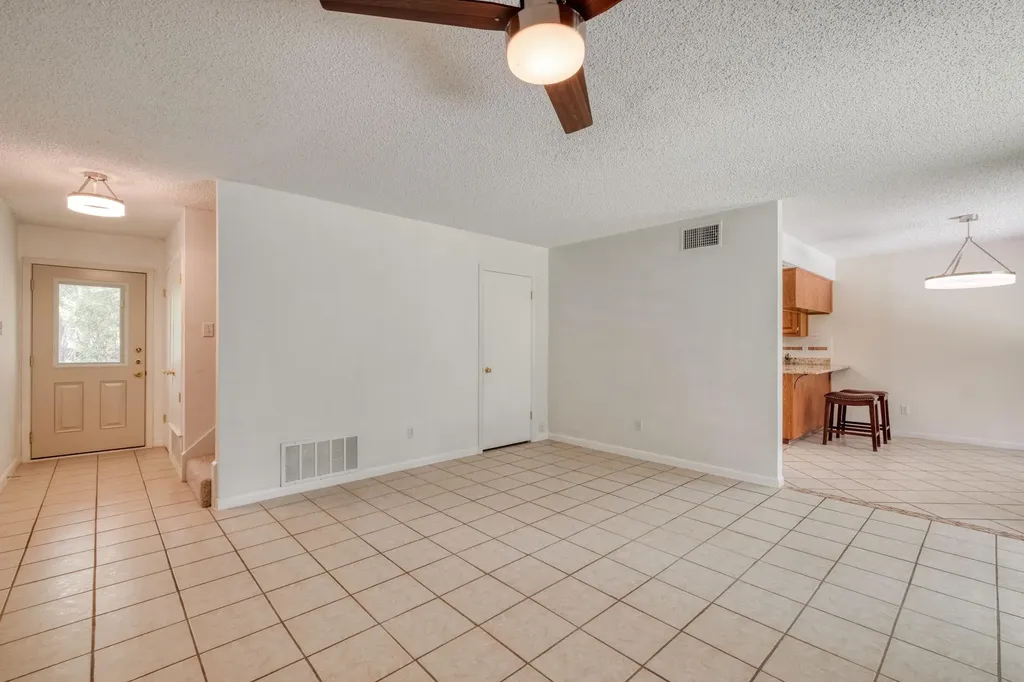 12015 Carmel Park Lane Austin TX 78727
