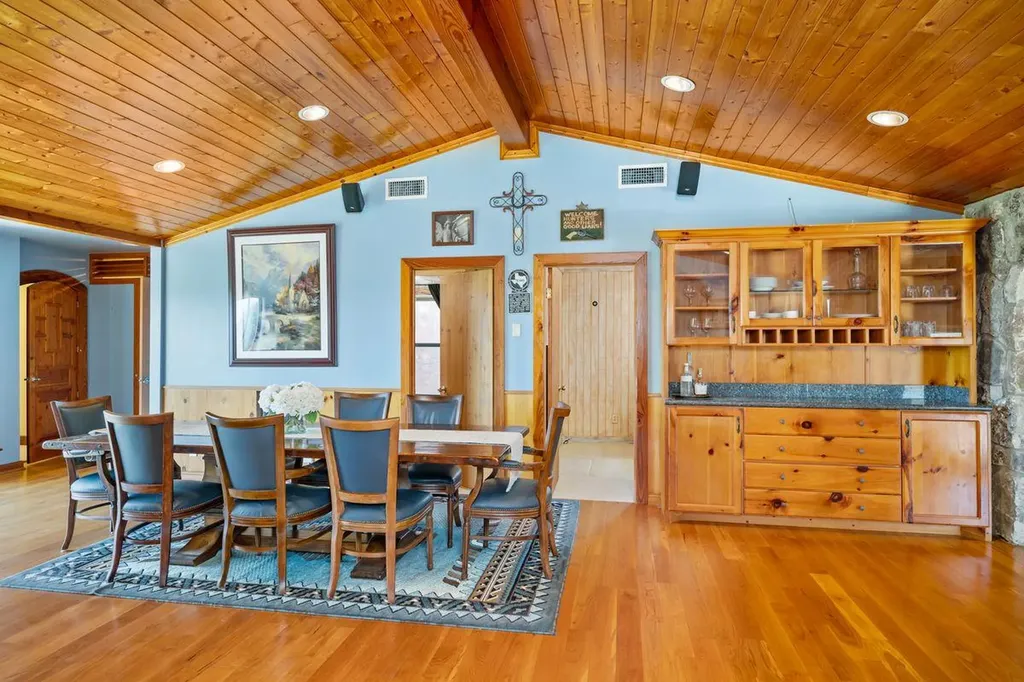 170 Overland Trail W Hunt TX 78024