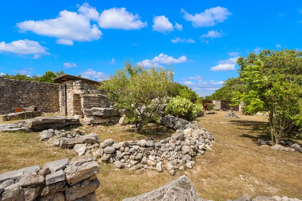 170 Overland Trail W Hunt TX 78024
