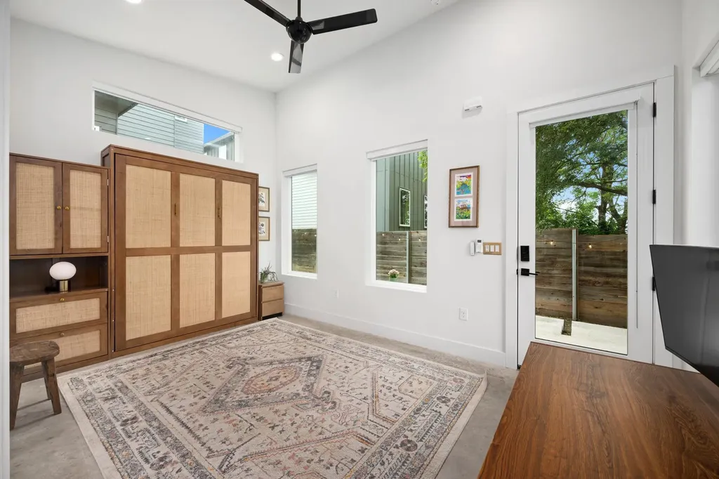 2605 S 2nd Street Austin TX 78704