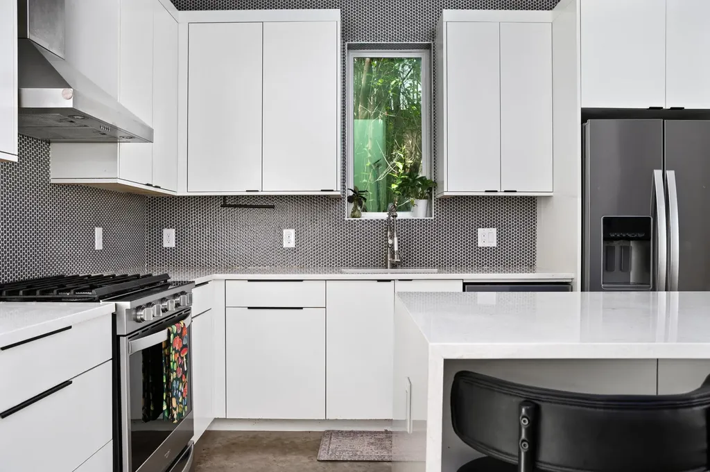 2605 S 2nd Street Austin TX 78704