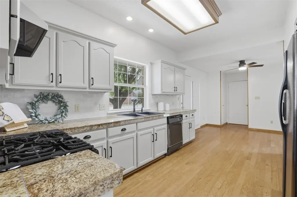400 Split Oak Drive Pflugerville TX 78660