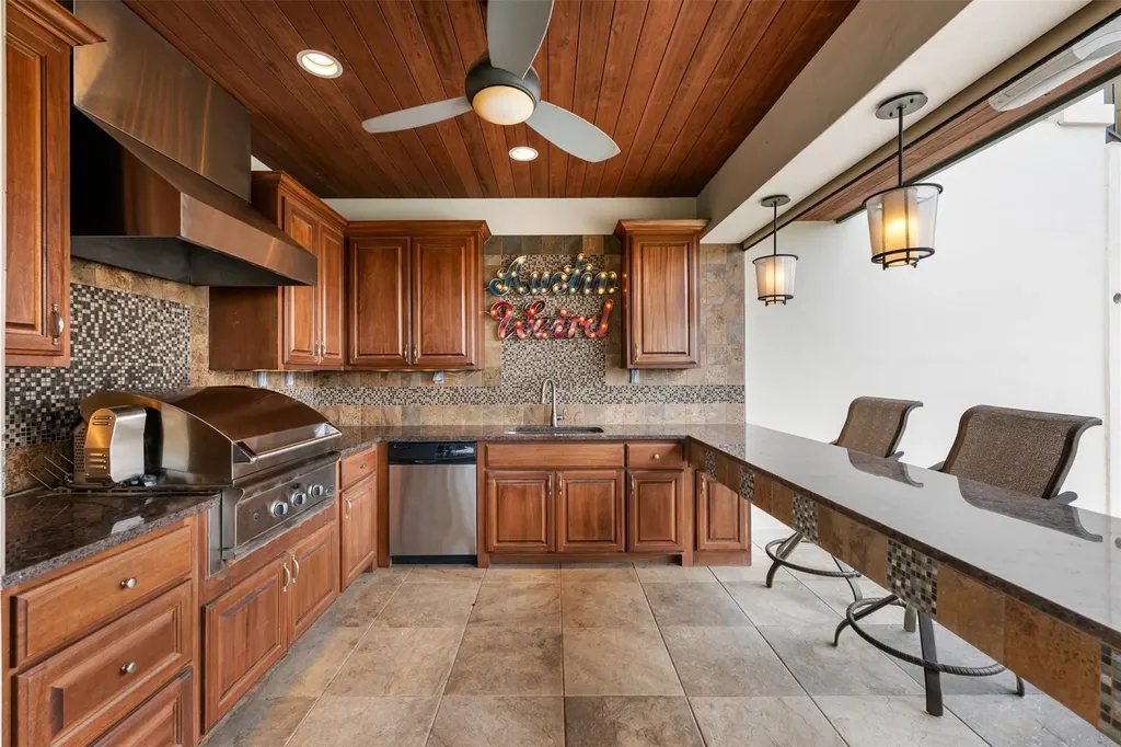 2541 Waymaker Way Austin TX 78746