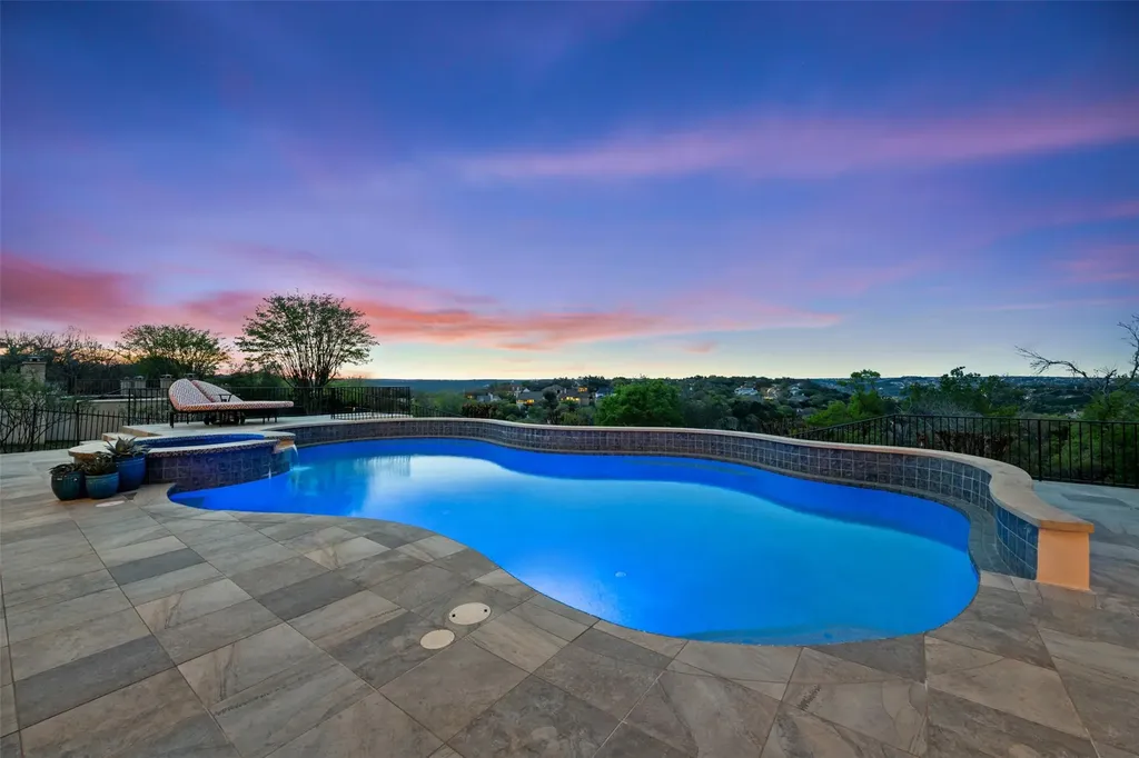 2541 Waymaker Way Austin TX 78746