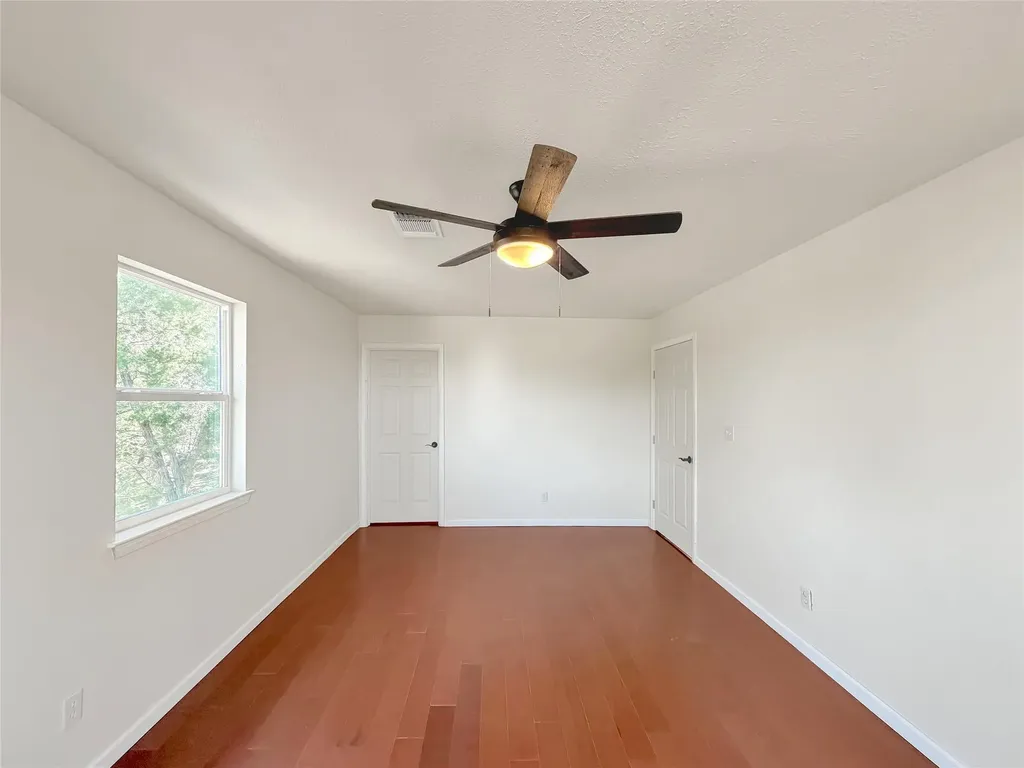 614 Red Oak Woods Canyon Lake TX 78133
