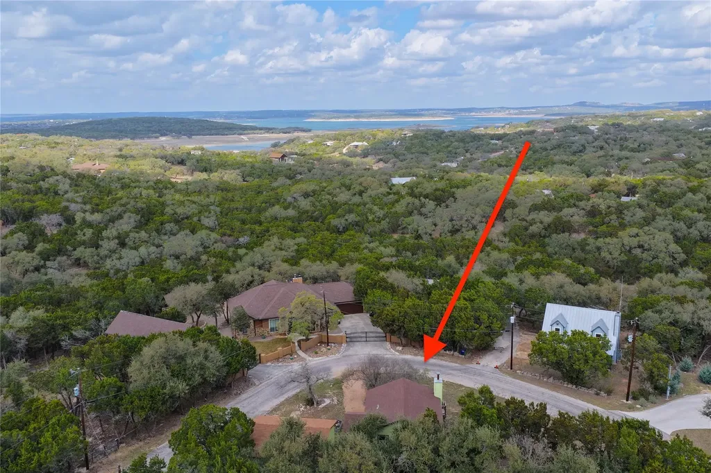 614 Red Oak Woods Canyon Lake TX 78133