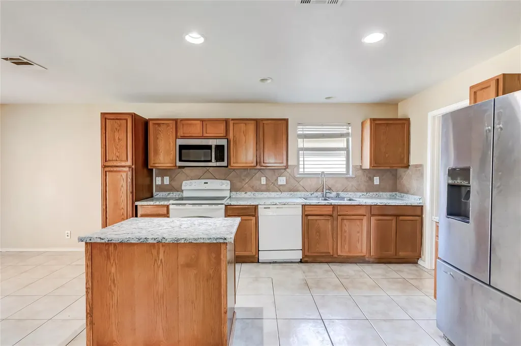 191 Beech Drive Kyle TX 78640