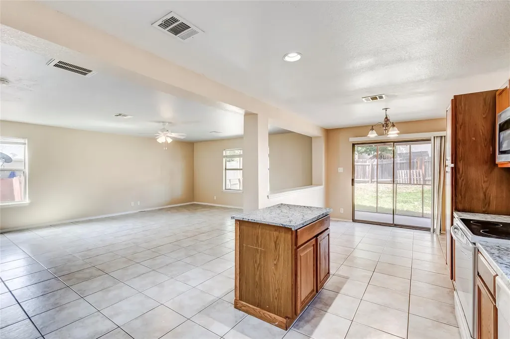 191 Beech Drive Kyle TX 78640