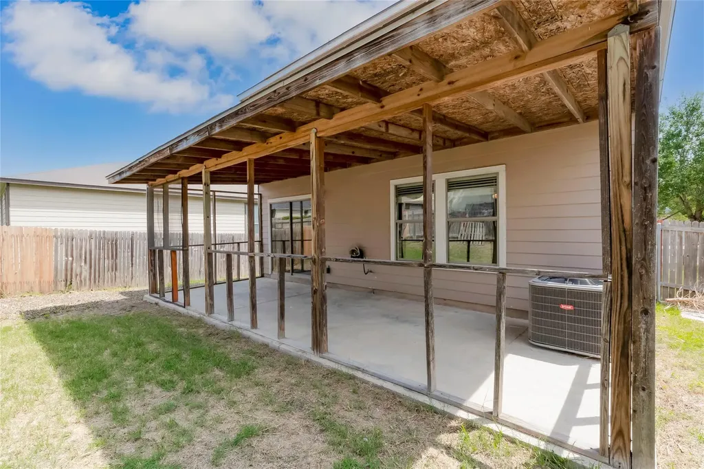 191 Beech Drive Kyle TX 78640