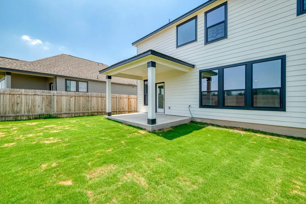 1324 Carriageway Drive Georgetown TX 78626