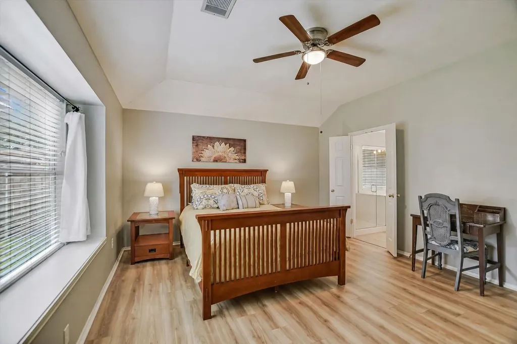 1515 Laurel Oak Loop Round Rock TX 78665