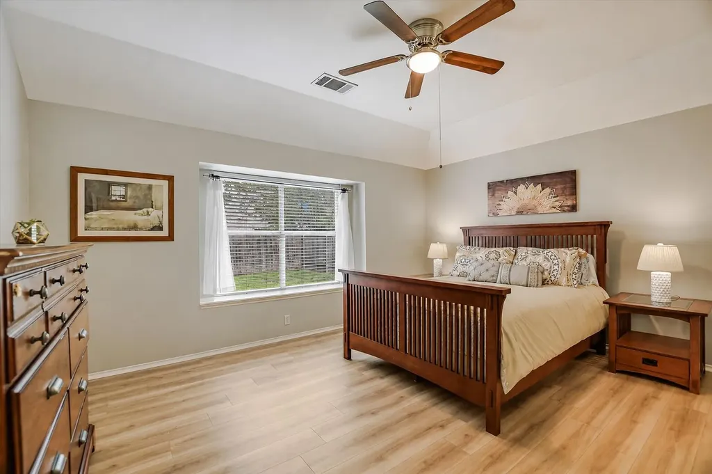 1515 Laurel Oak Loop Round Rock TX 78665