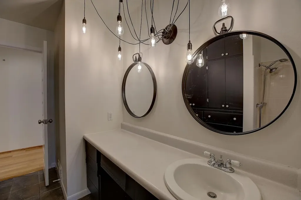 1607 S Elm Street Georgetown TX 78626