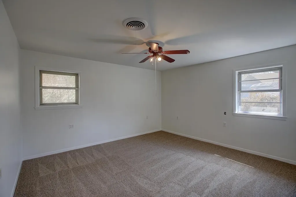 1607 S Elm Street Georgetown TX 78626