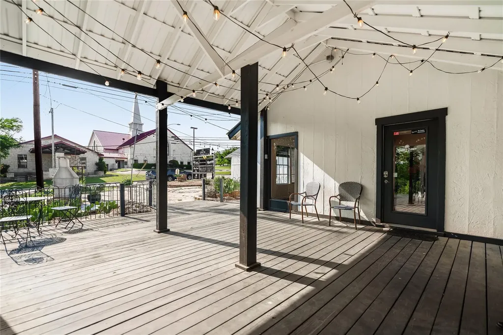 209 S Main Street Salado TX 76571