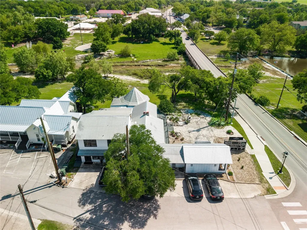 209 S Main Street Salado TX 76571