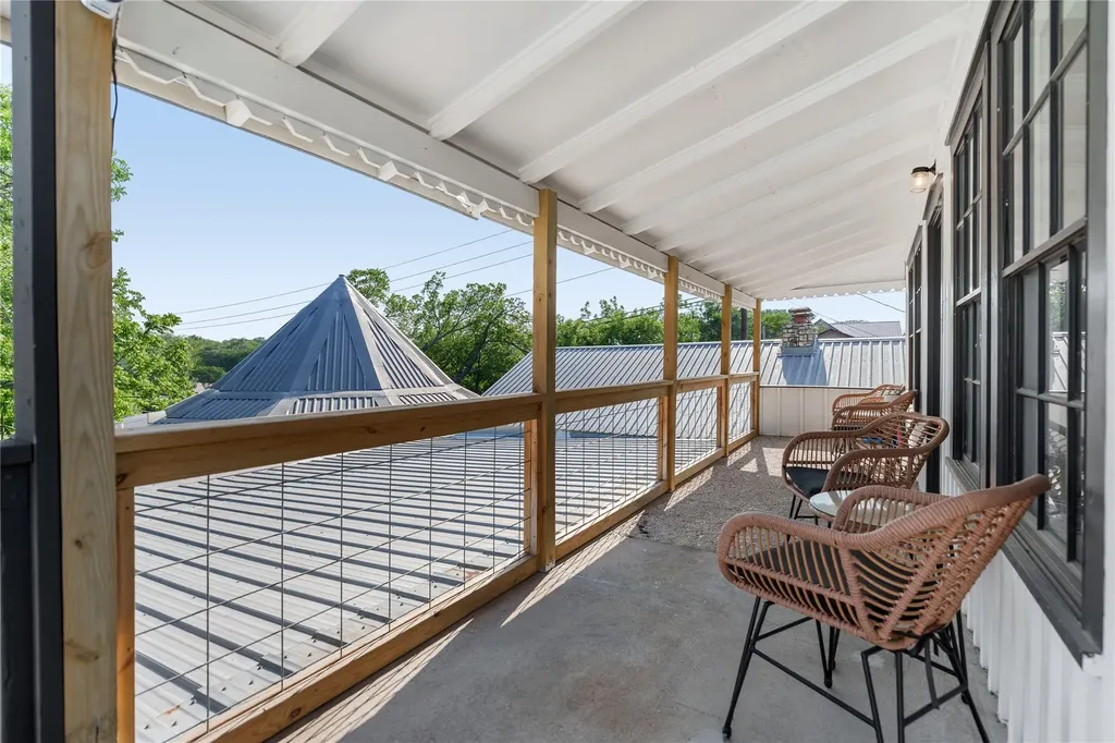 209 S Main Street Salado TX 76571