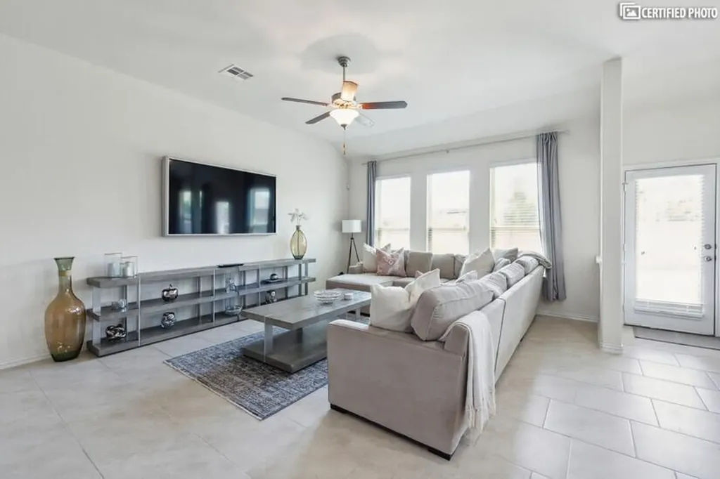 920 Arvada Drive Leander TX 78641