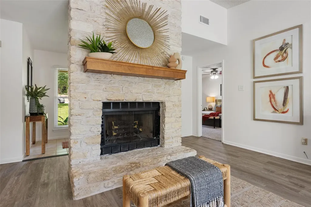 11201 Brushy Glen Drive Austin TX 78754