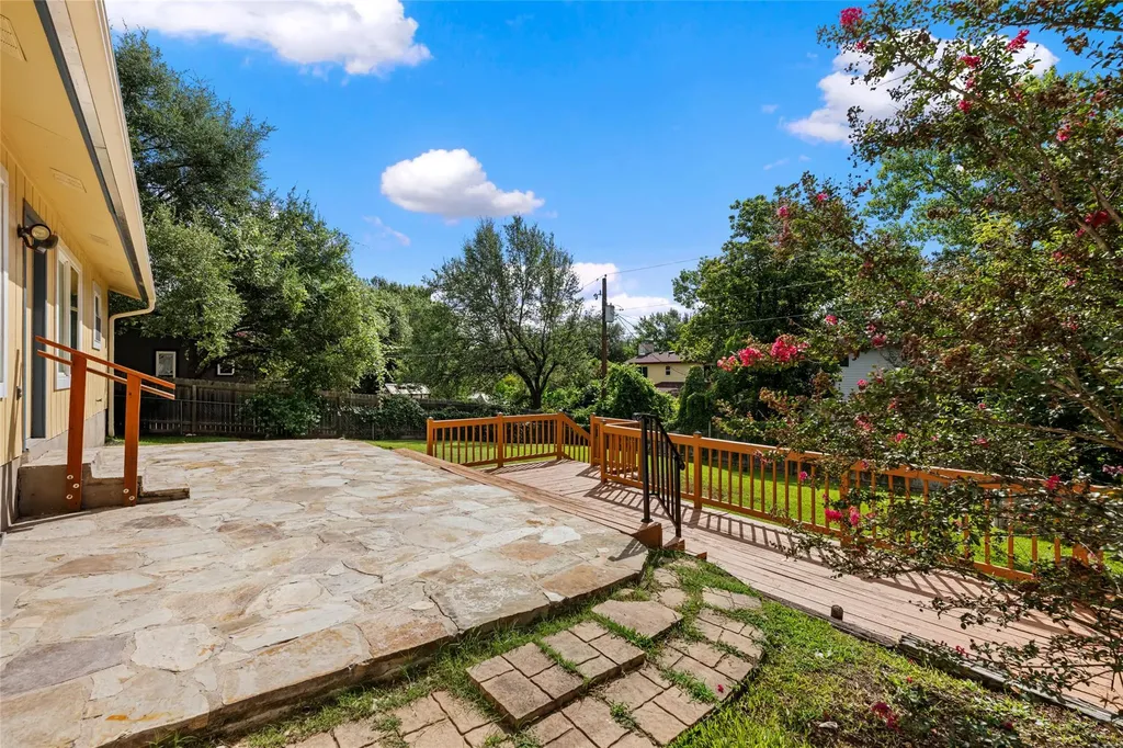 11201 Brushy Glen Drive Austin TX 78754