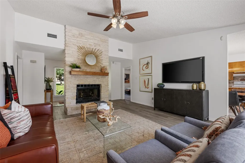 11201 Brushy Glen Drive Austin TX 78754