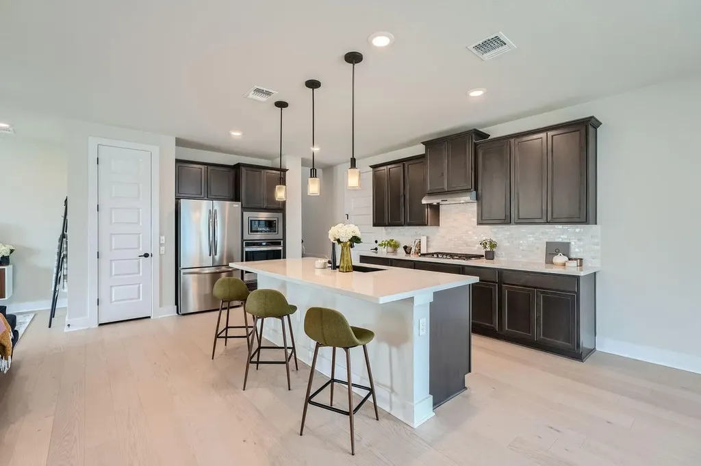 8319 Laughlin Lane Austin TX 78744