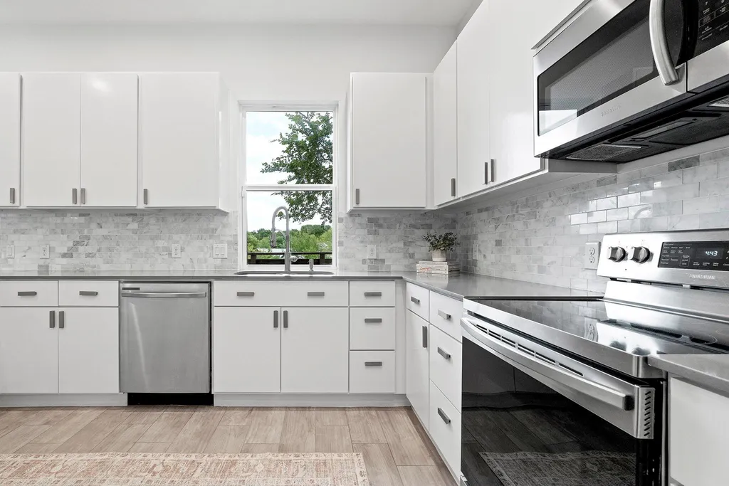 5205 Rob Scott Street Austin TX 78721