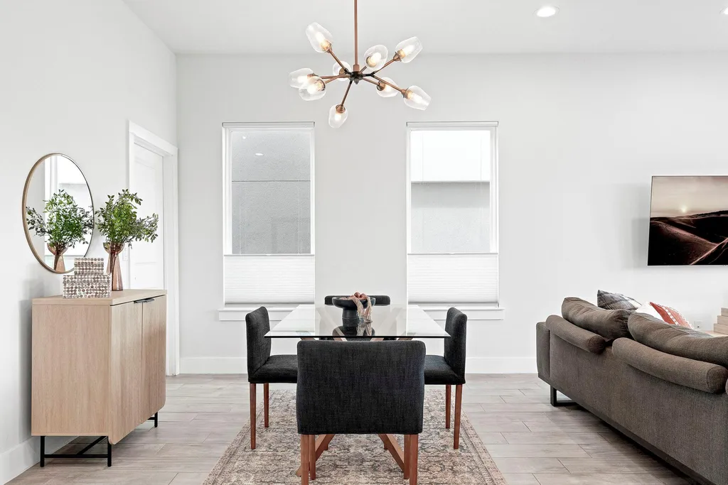 5205 Rob Scott Street Austin TX 78721