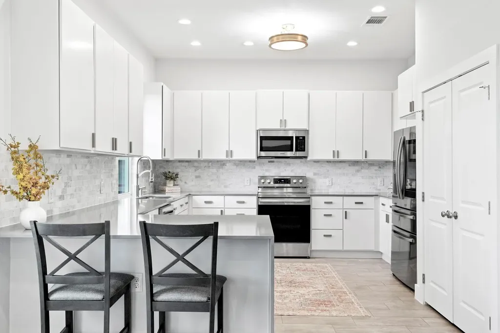 5205 Rob Scott Street Austin TX 78721