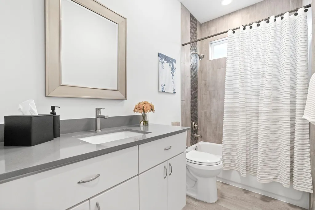 5205 Rob Scott Street Austin TX 78721