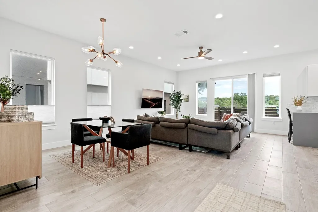 5205 Rob Scott Street Austin TX 78721