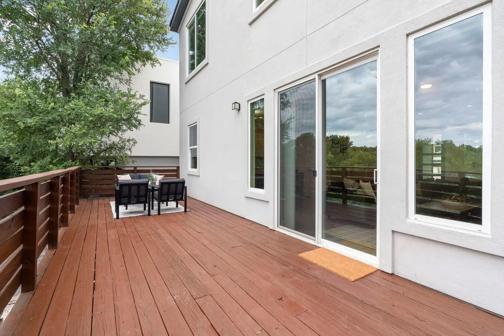 5205 Rob Scott Street Austin TX 78721