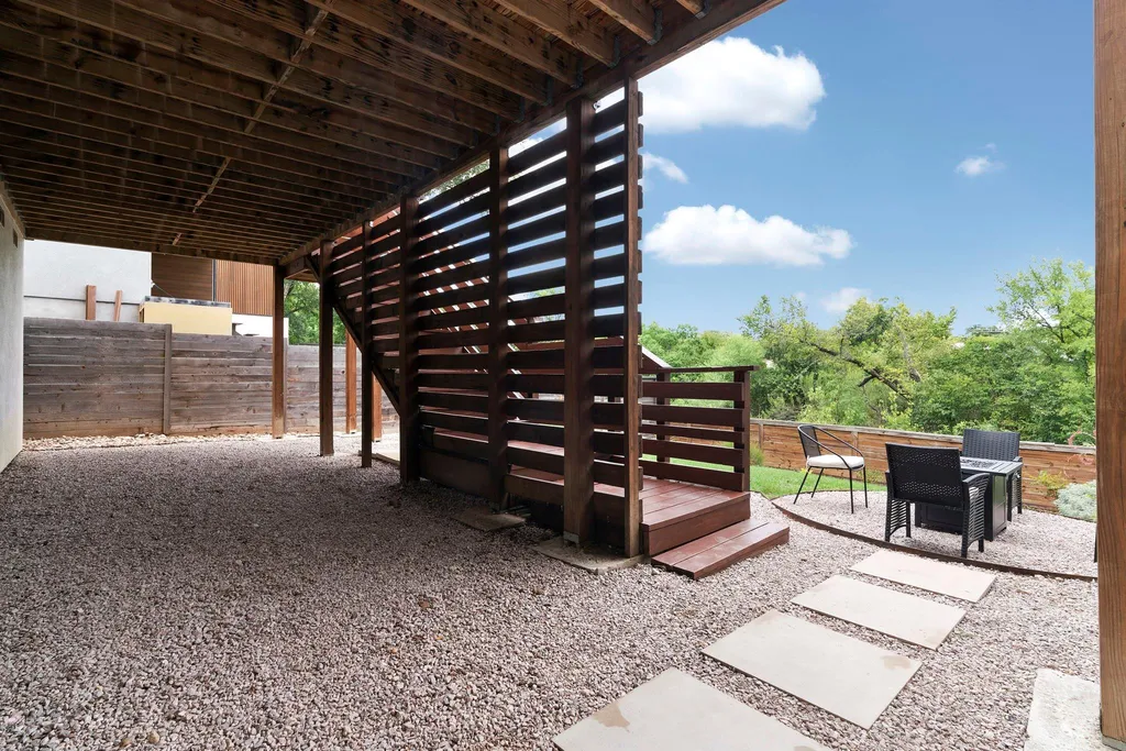 5205 Rob Scott Street Austin TX 78721