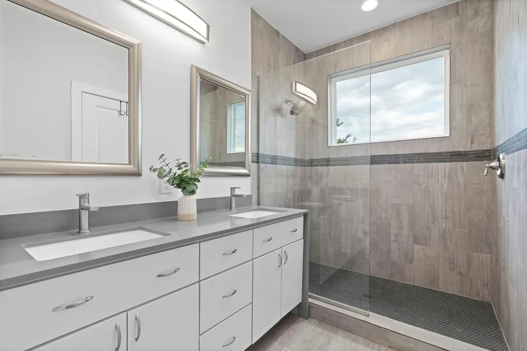5205 Rob Scott Street Austin TX 78721