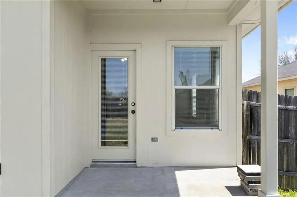 603 Wiley Street Hutto TX 78634