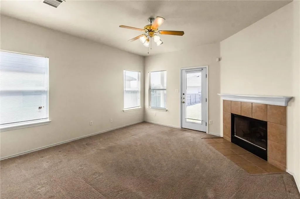 603 Wiley Street Hutto TX 78634