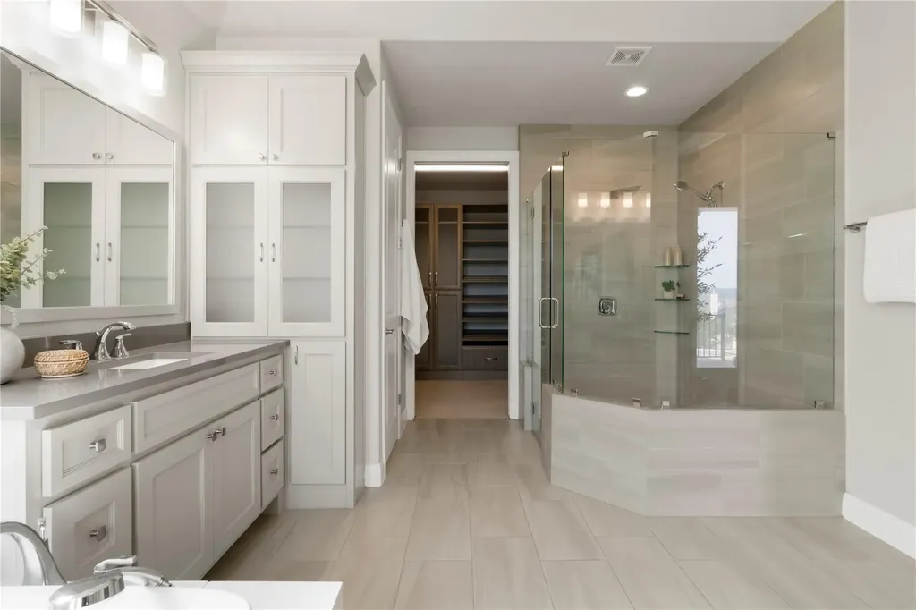 2033 Portobello Road Leander TX 78641