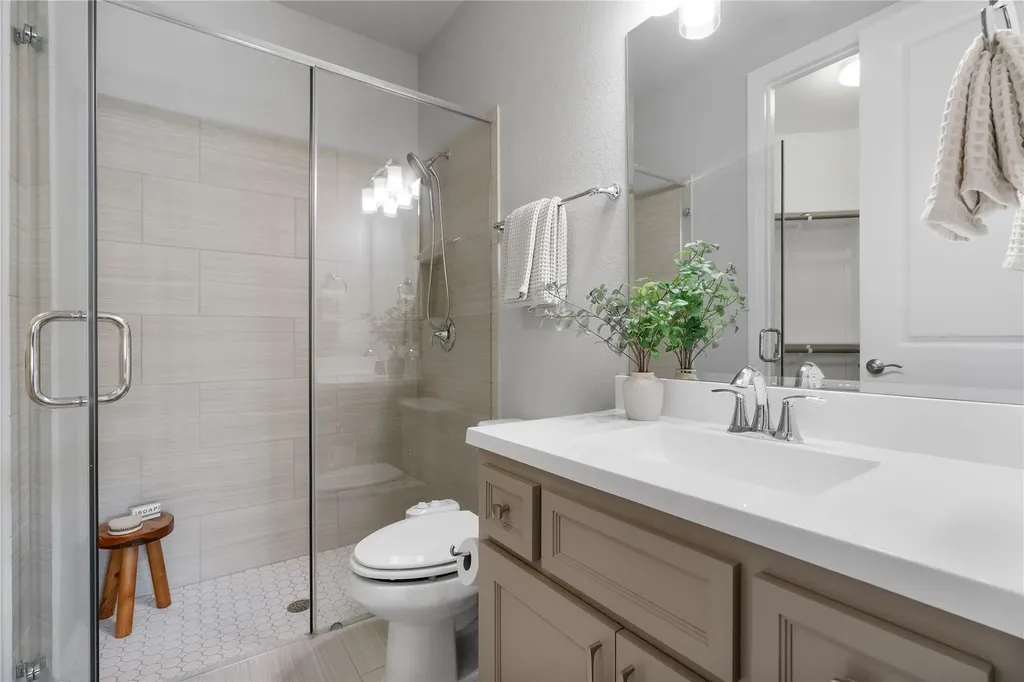 2033 Portobello Road Leander TX 78641