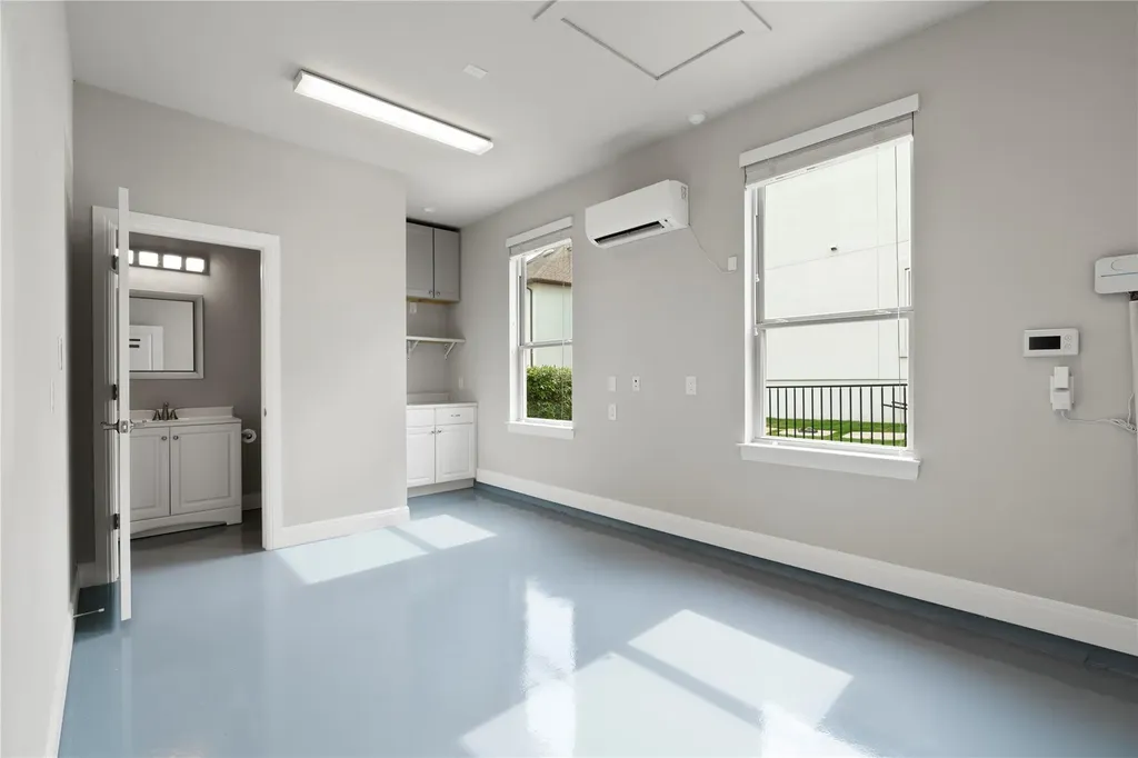 2033 Portobello Road Leander TX 78641