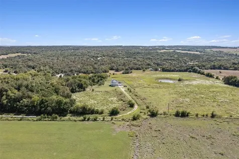 1770 County Road 329 Granger TX 76530