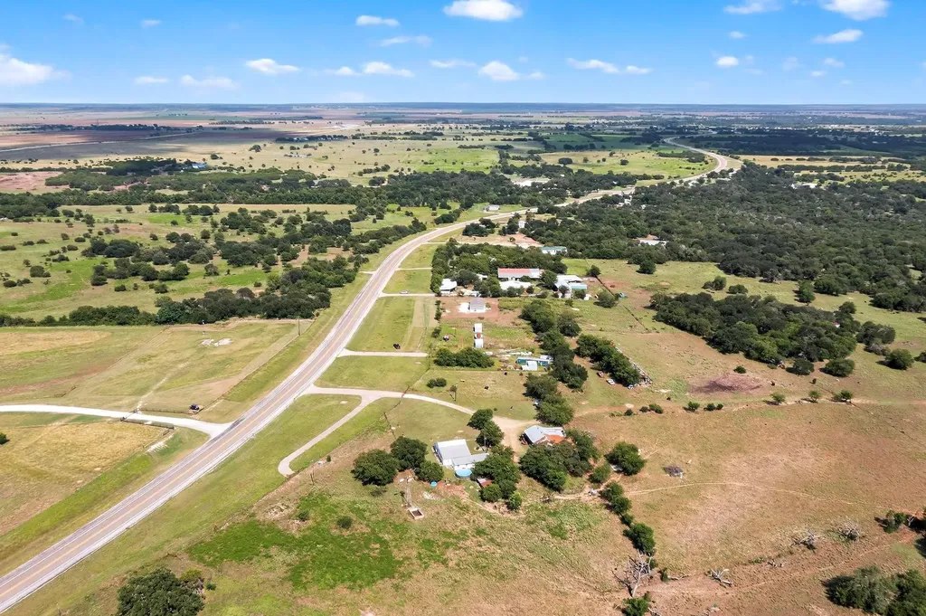 13800 Fm-107 Mcgregor TX 76657
