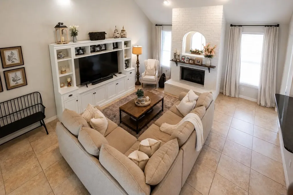 511 Broken Lance Drive Dripping Springs TX 78620