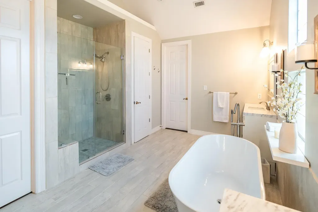 511 Broken Lance Drive Dripping Springs TX 78620