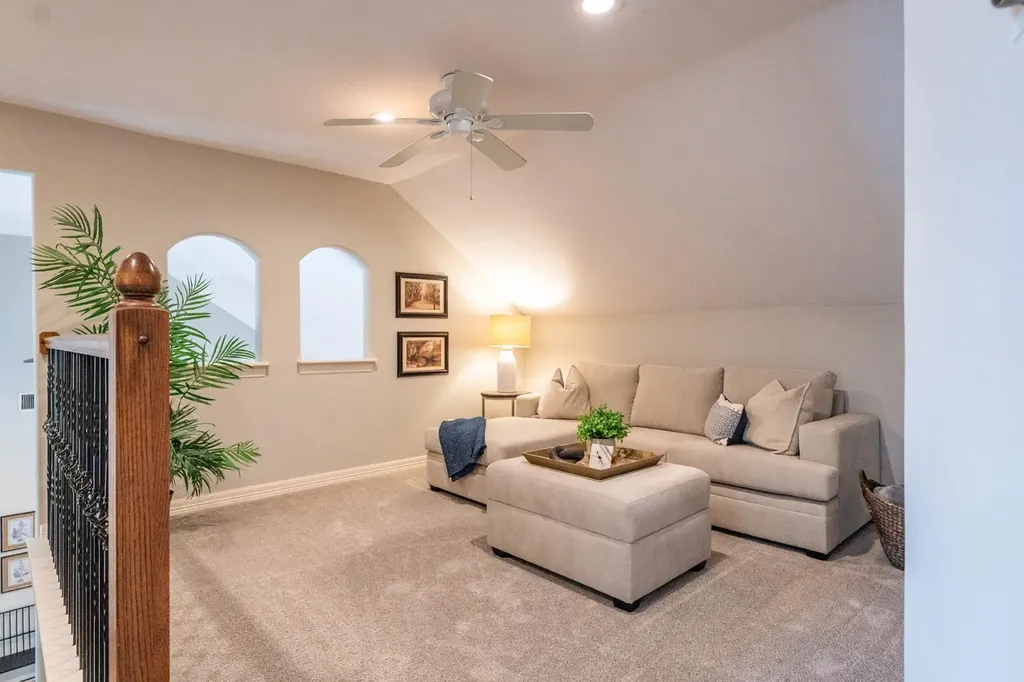 511 Broken Lance Drive Dripping Springs TX 78620