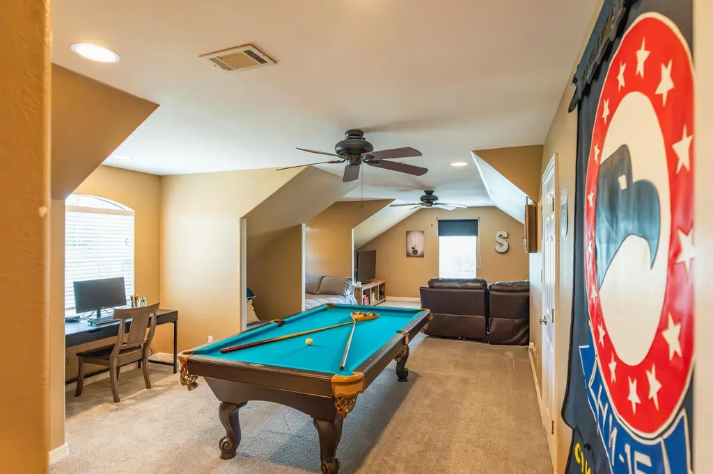 511 Broken Lance Drive Dripping Springs TX 78620